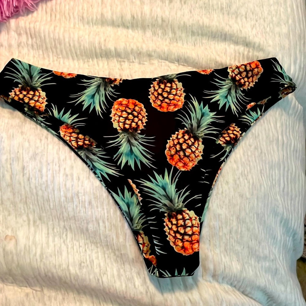 super cute bikini bottoms from zaful!